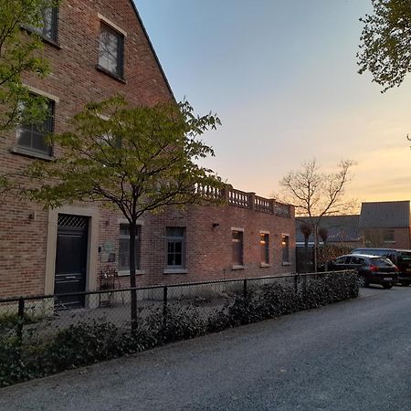 B&B De Floreffe NeerNeerpelt Eksteriør billede